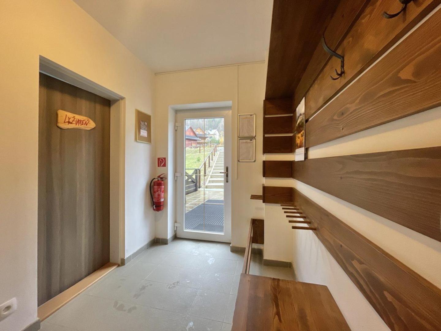 Apartman Grun -Vratna-Paseky Zilina Exterior photo