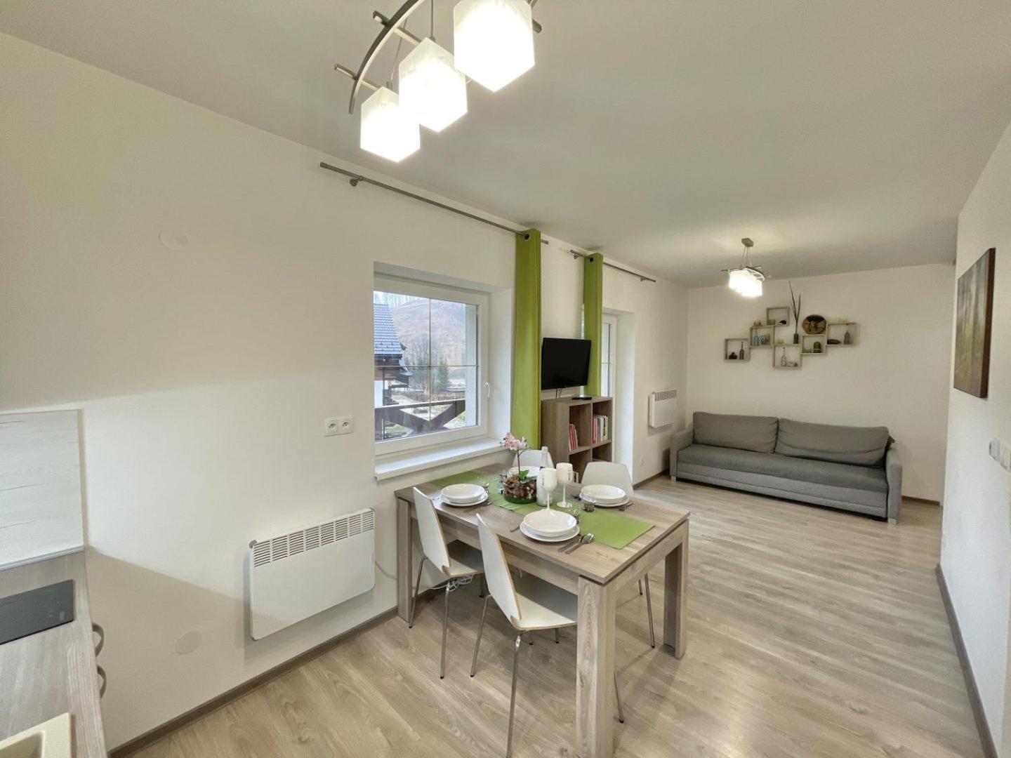 Apartman Grun -Vratna-Paseky Zilina Exterior photo